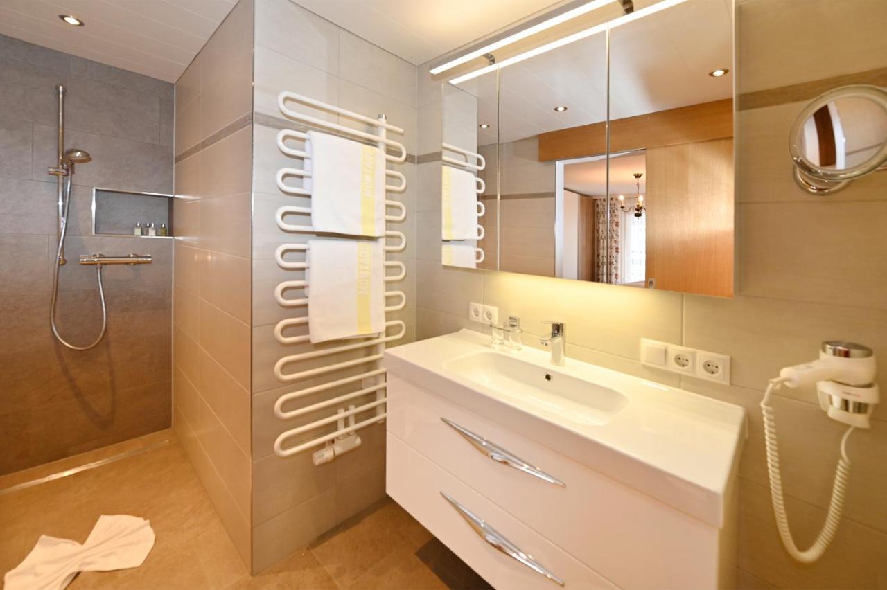 Hotel Montabella Шрунс Экстерьер фото
