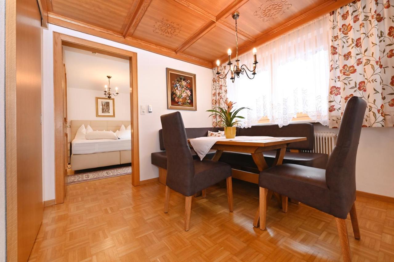Hotel Montabella Шрунс Экстерьер фото